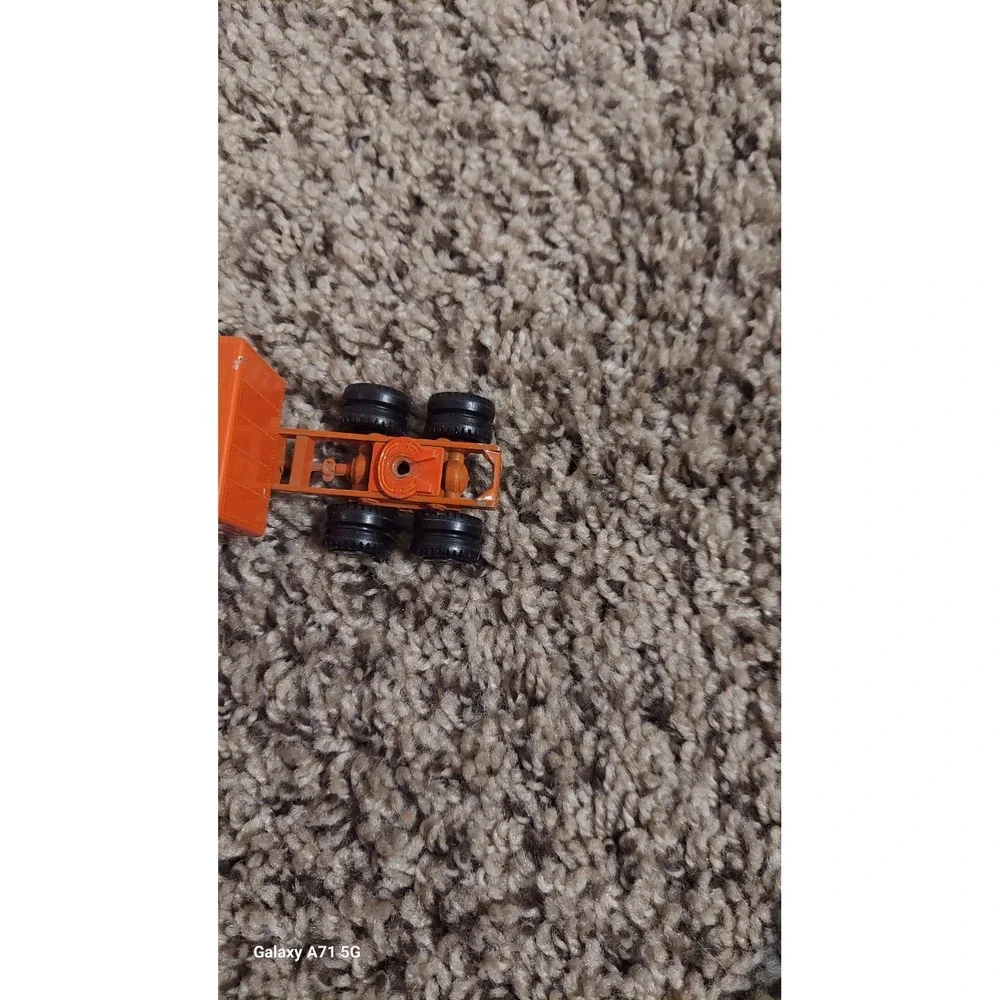 Kory Farm Division Brand‎  Die Cast Semi Cab White/Orange